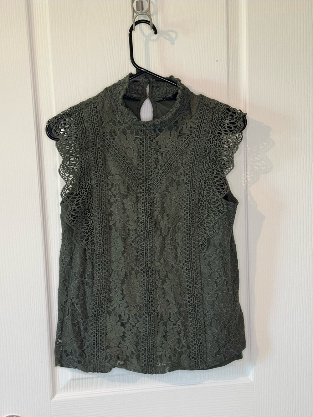 Cable & Gauge Olive Lace Mock Neck Sleeveless Top